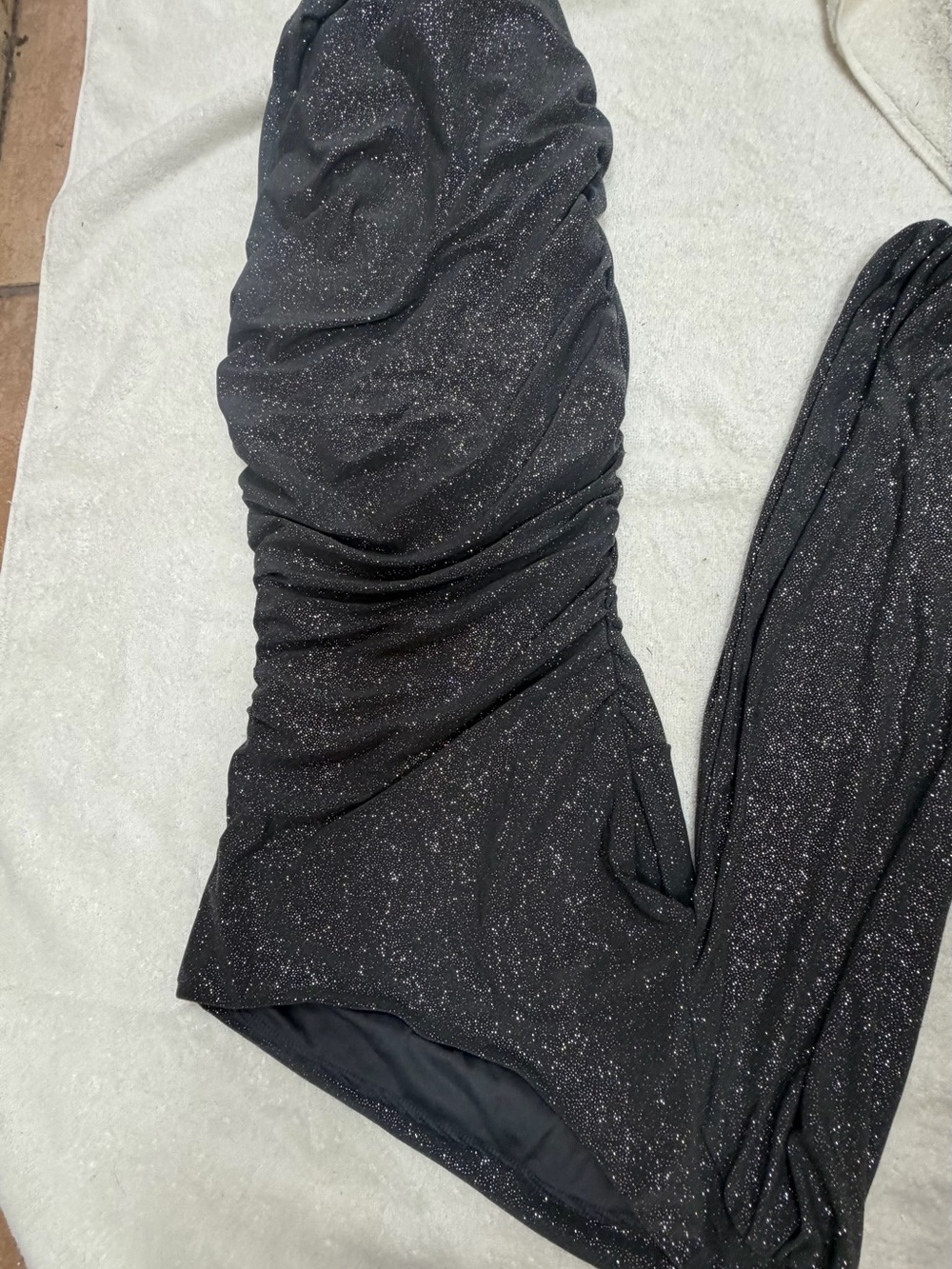 Glitter One-Shoulder Black Evening Dress